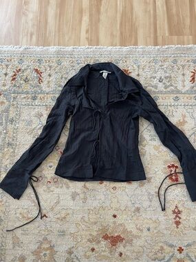 H&M Black Tie-Front Textured Blouse